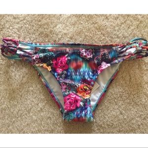 NWT Full Tilt Rose Bikini Bottoms